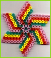 Stern Bügelperlen Star perler beads Vorlage Stern Basteln Bügelperlen Bügelperlen Vorlagen Bastelarbeiten