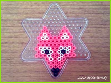 Ich finde auch in der kleinen Größe ist der Fuchs noch gut zu erkennen Der kleiner Fuchs ist ca 33 cm groß In der Größe eigent sich Bügelperlen